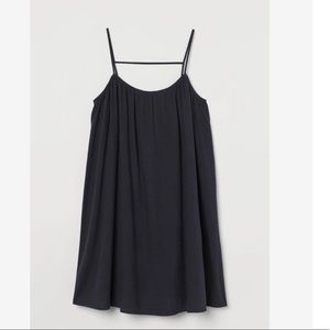 H&M Wide-Cut Dress Black Sleeveless / Size M